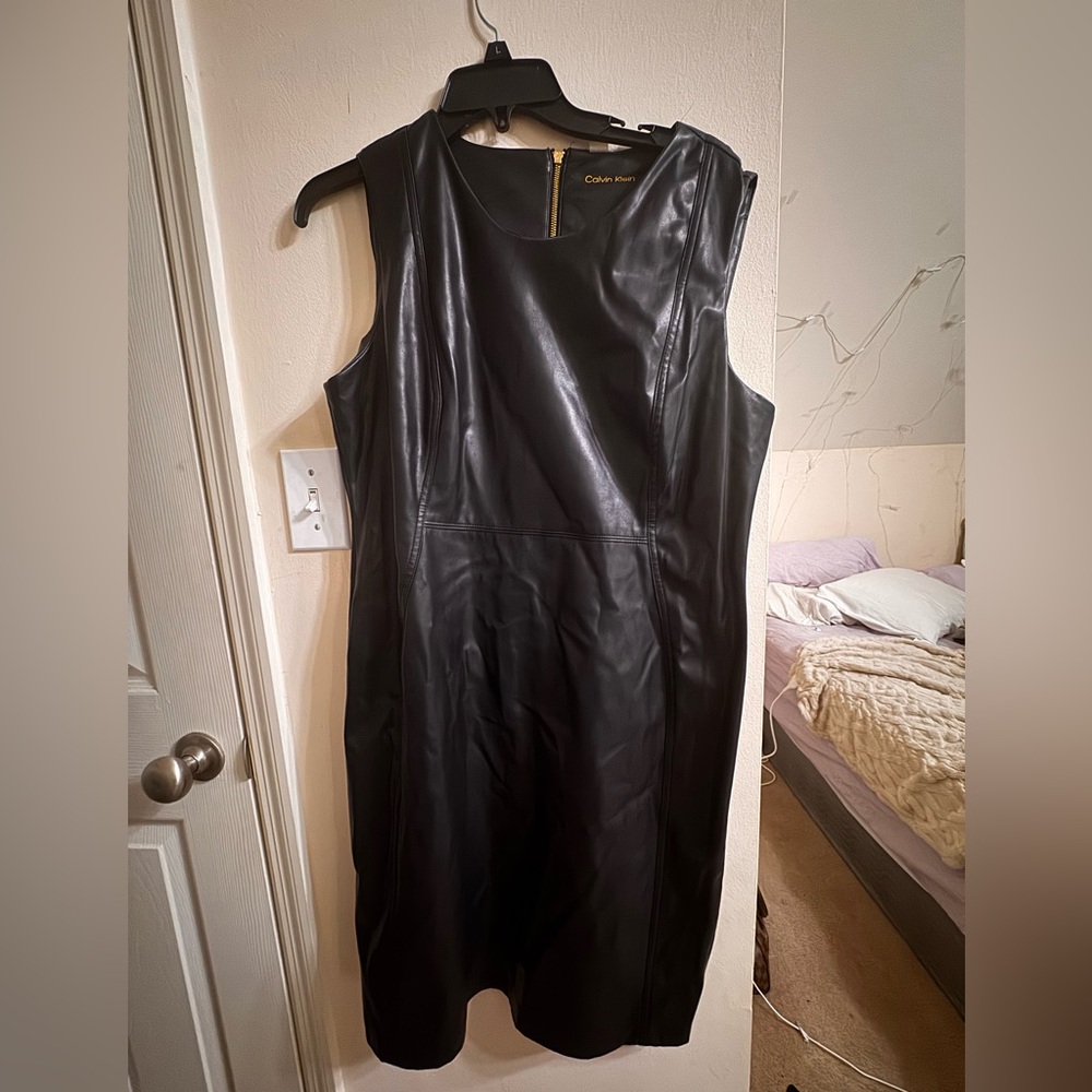 Calvin Klein Faux Leather Sleek Black Sleeveless Dress - Picture 5 of 9